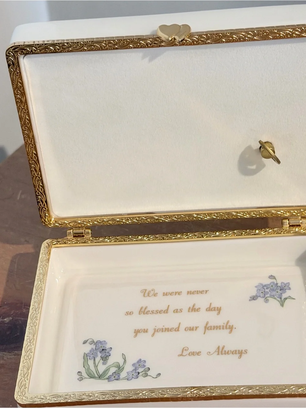 Ardaliegh elliot porcelain keepsake